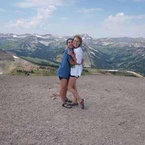 Meet your Posher, Leah